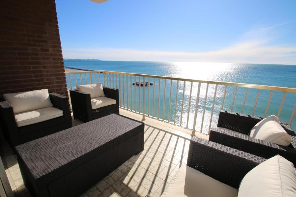 Apartamento Vistas Al Mar Cambrils Apartment Luaran gambar